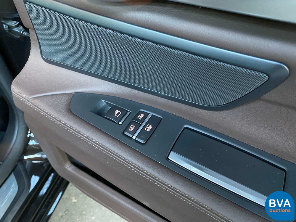 BMW 740d xDrive M-Sport 313 PS 7er, 9-ZKT-90.