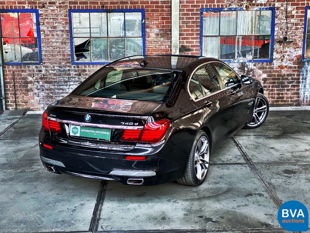 BMW 740d xDrive M-Sport 313 PS 7er, 9-ZKT-90.