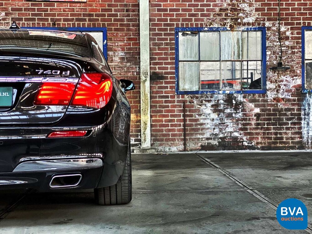 BMW 740d xDrive M-Sport 313 PS 7er, 9-ZKT-90.