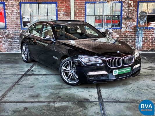 BMW 740d xDrive M-Sport 313hp 7-Series, 9-ZKT-90.