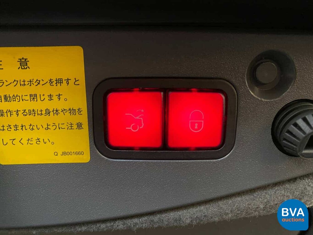 Mercedes-Benz SL350 AMG 3.5 V6 315 PS SL-Klasse 2011.