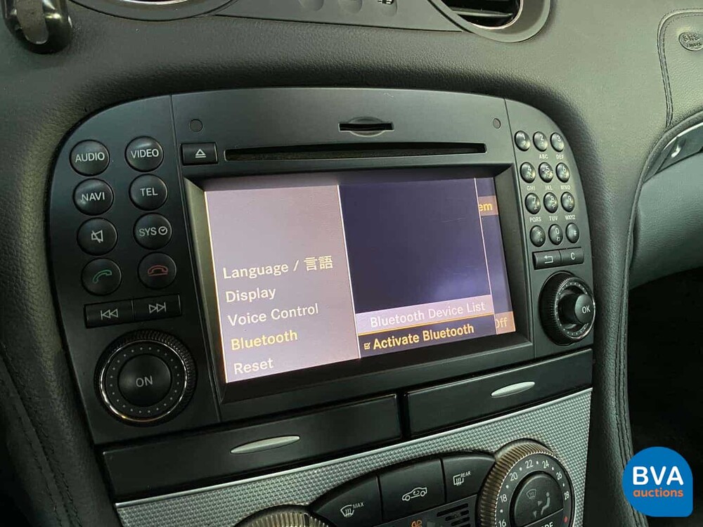 Mercedes-Benz SL350 AMG 3.5 V6 315 PS SL-Klasse 2011.