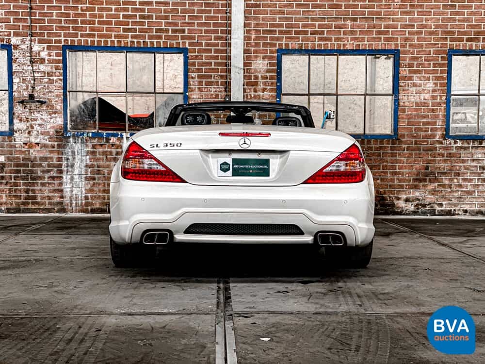 Mercedes-Benz SL350 AMG 3.5 V6 315 PS SL-Klasse 2011.