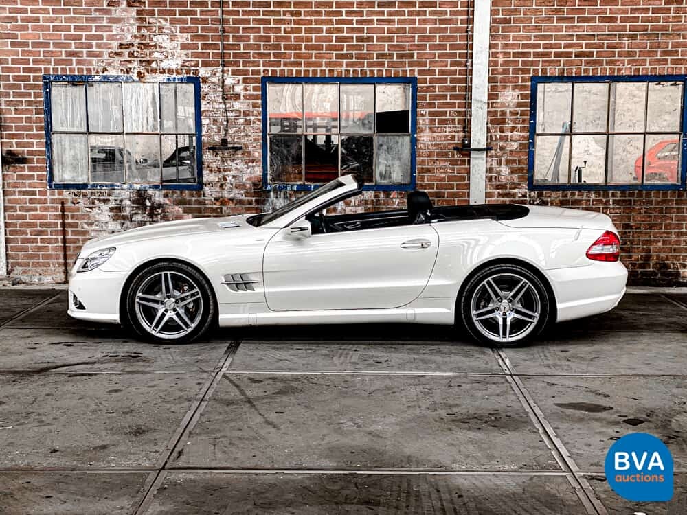 Mercedes-Benz SL350 AMG 3.5 V6 315 PS SL-Klasse 2011.