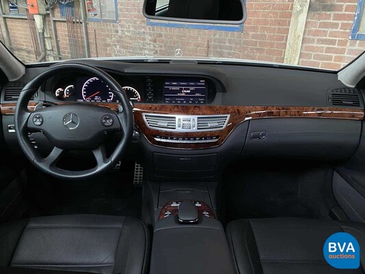 Mercedes-Benz S63 AMG Long S-Class AMG 525hp 2009, J-410-JK.