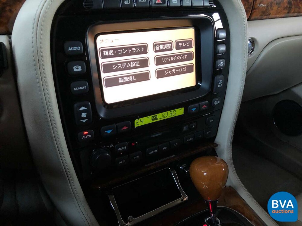 Jaguar XJ8 4.2 V8 300 PS 2003 -Youngtimer-.