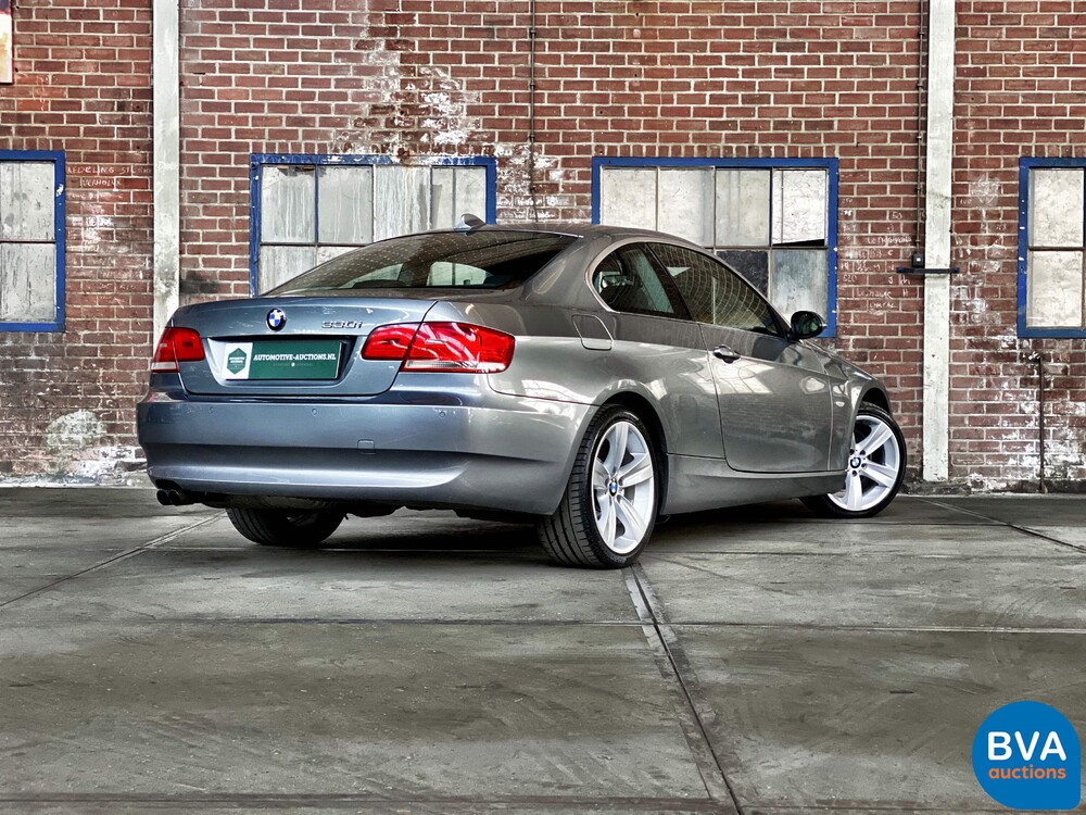 BMW 330i Coupé 272 PS 3er 2007, J-263-HX.
