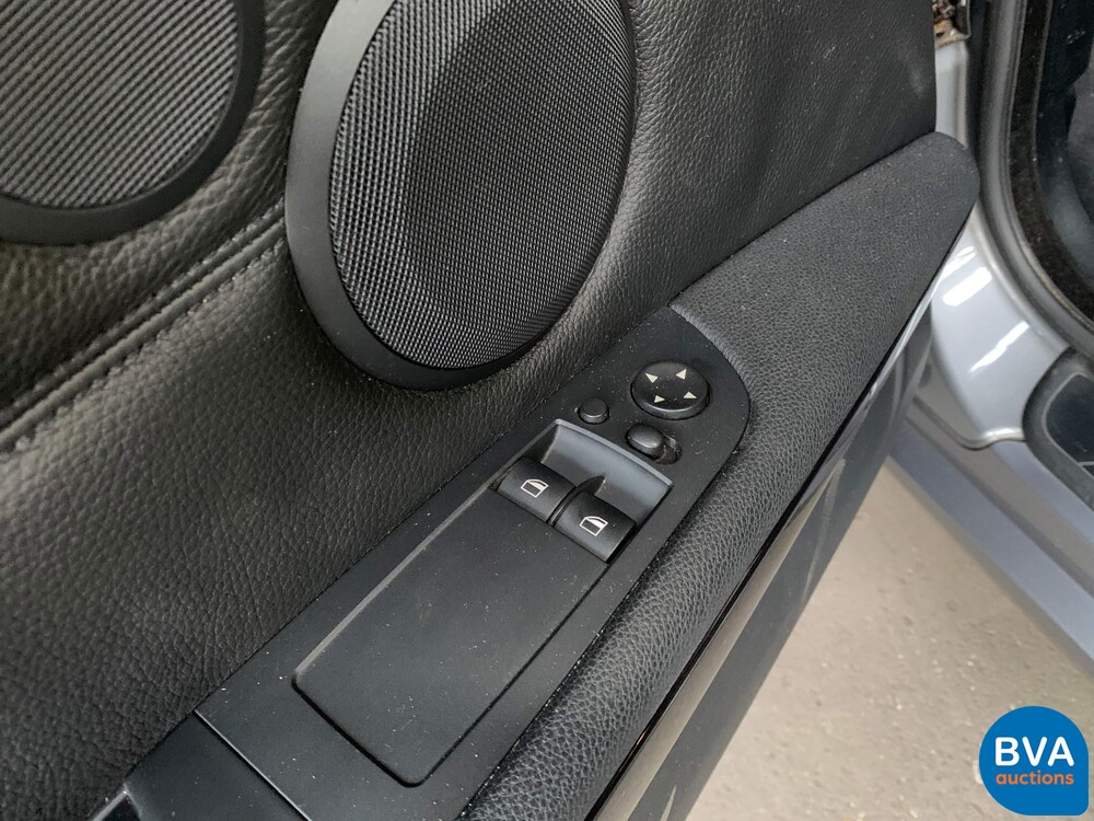 BMW 330i Coupé 272 PS 3er 2007, J-263-HX.