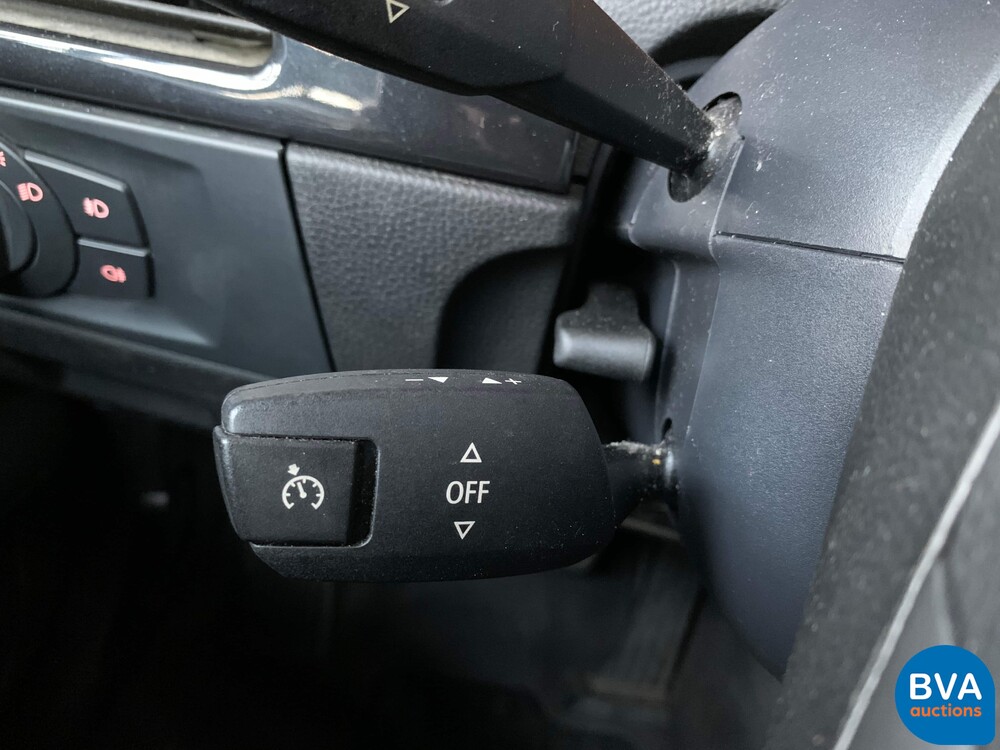 BMW 330i Coupé 272 PS 3er 2007, J-263-HX.