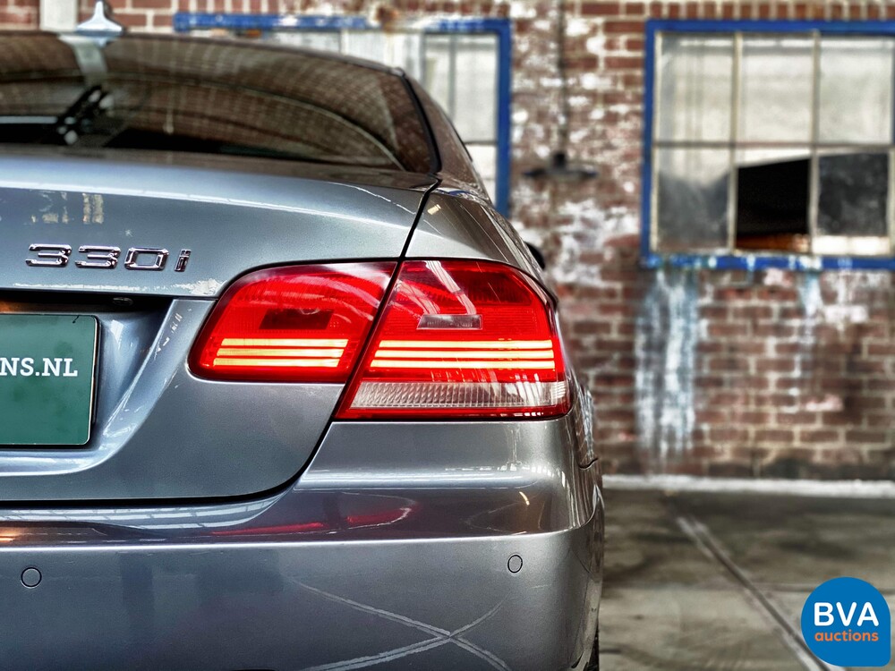 BMW 330i Coupé 272 PS 3er 2007, J-263-HX.