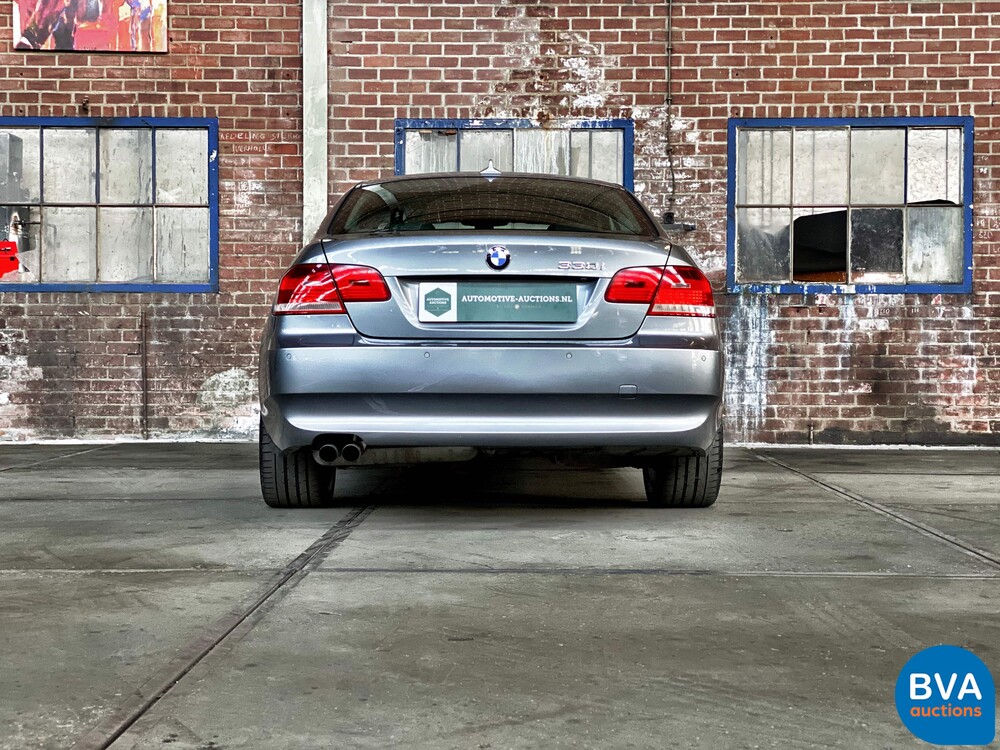 BMW 330i Coupé 272 PS 3er 2007, J-263-HX.