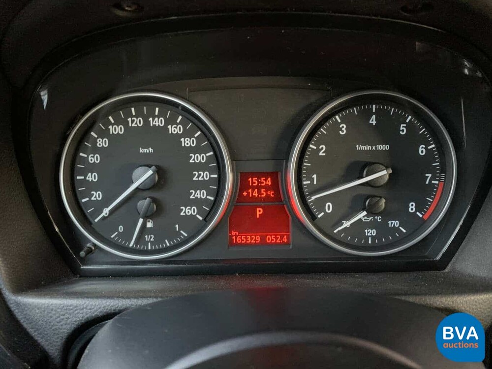 BMW 330i Coupé 272 PS 3er 2007, J-263-HX.