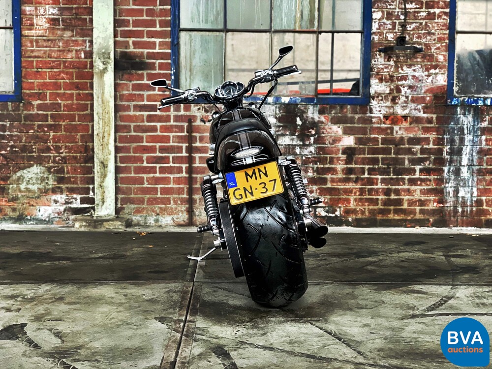 Harley Davidson Chopper VRSCA V-Rod 117 PS 2003, MN-GN-37.