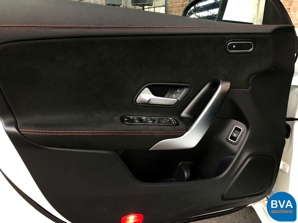 Mercedes-Benz CLA180 AMG-Styling 136 PS CLA-Klasse 2020 -GARANTIE-.