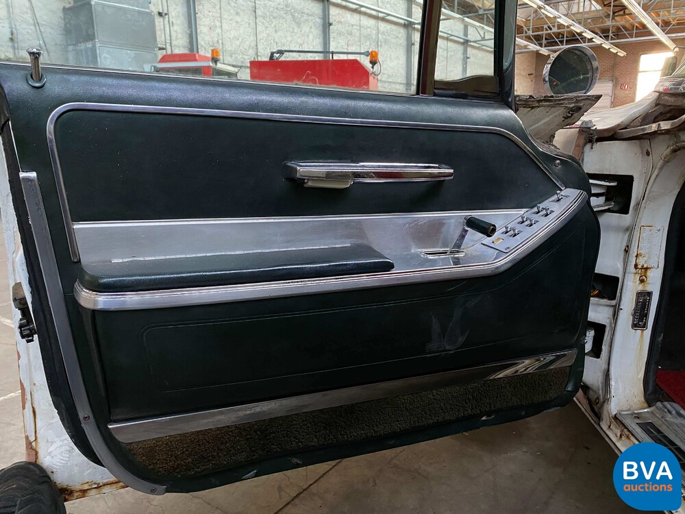 Imperial Crown Limousine V8 340 PS 1965, DH-04-30.