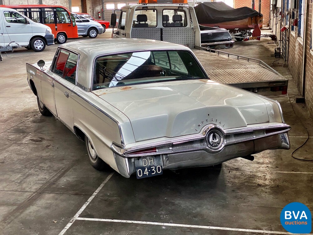 Imperial Crown Limousine V8 340 PS 1965, DH-04-30.