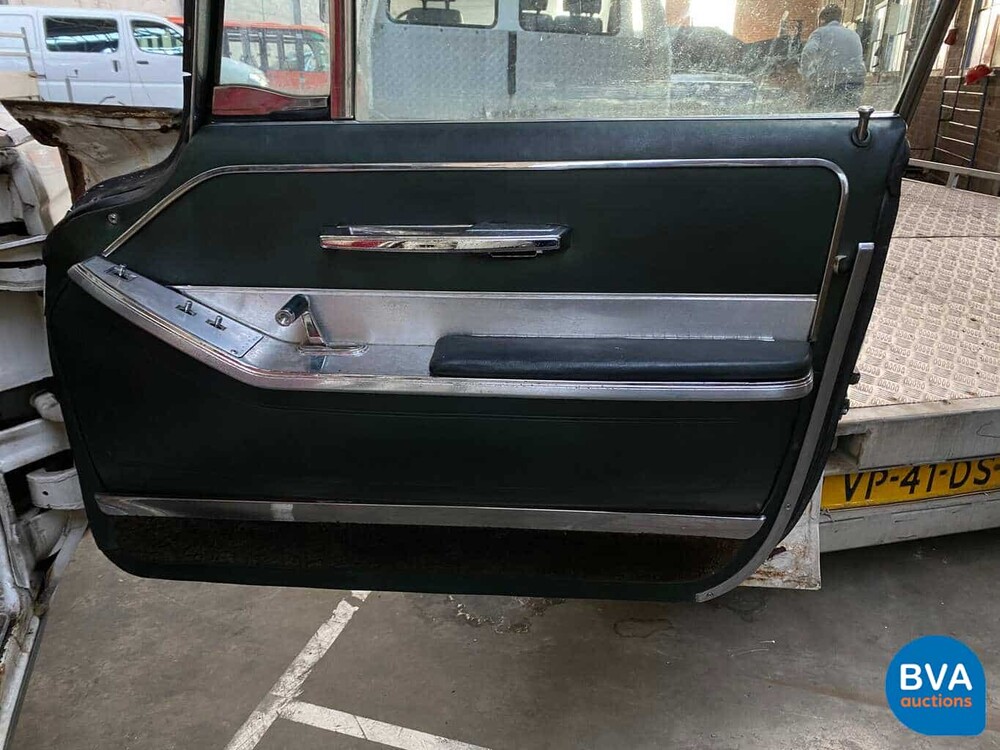 Imperial Crown Limousine V8 340 PS 1965, DH-04-30.