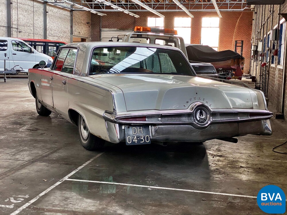 Imperial Crown Limousine V8 340 PS 1965, DH-04-30.