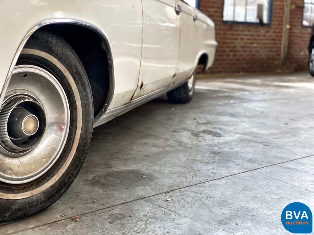 Imperial Crown Limousine V8 340 PS 1965, DH-04-30.