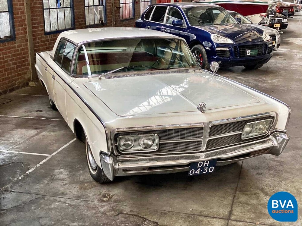 Imperial Crown Limousine V8 340 PS 1965, DH-04-30.