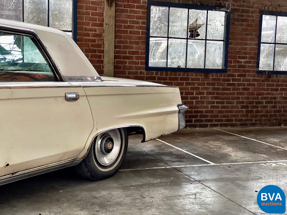 Imperial Crown Limousine V8 340 PS 1965, DH-04-30.