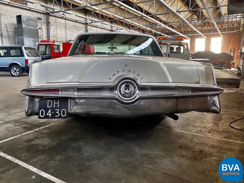 Imperial Crown Limousine V8 340 PS 1965, DH-04-30.