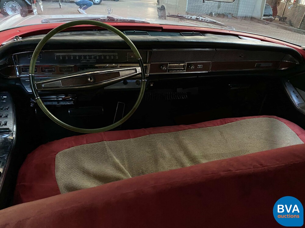 Imperial Crown Limousine V8 340 PS 1965, DH-04-30.