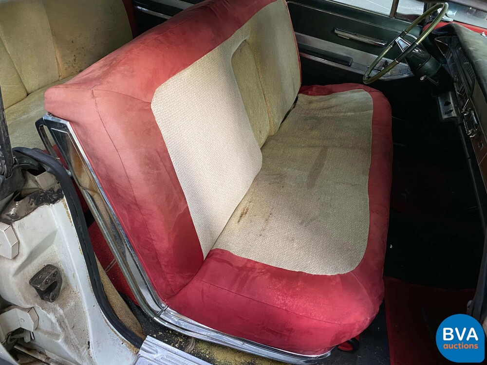 Imperial Crown Limousine V8 340 PS 1965, DH-04-30.