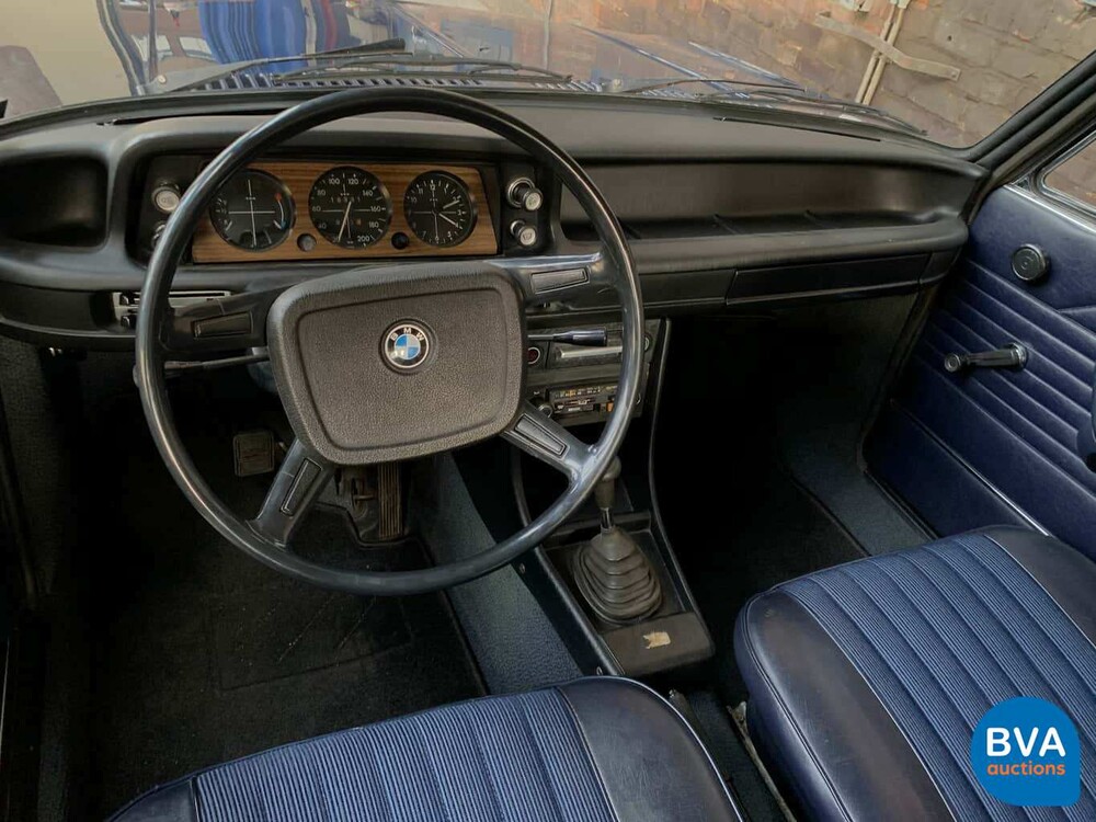 BMW 2002 - Original NL - 02 - Serie 1974, 91 - DN - 50.