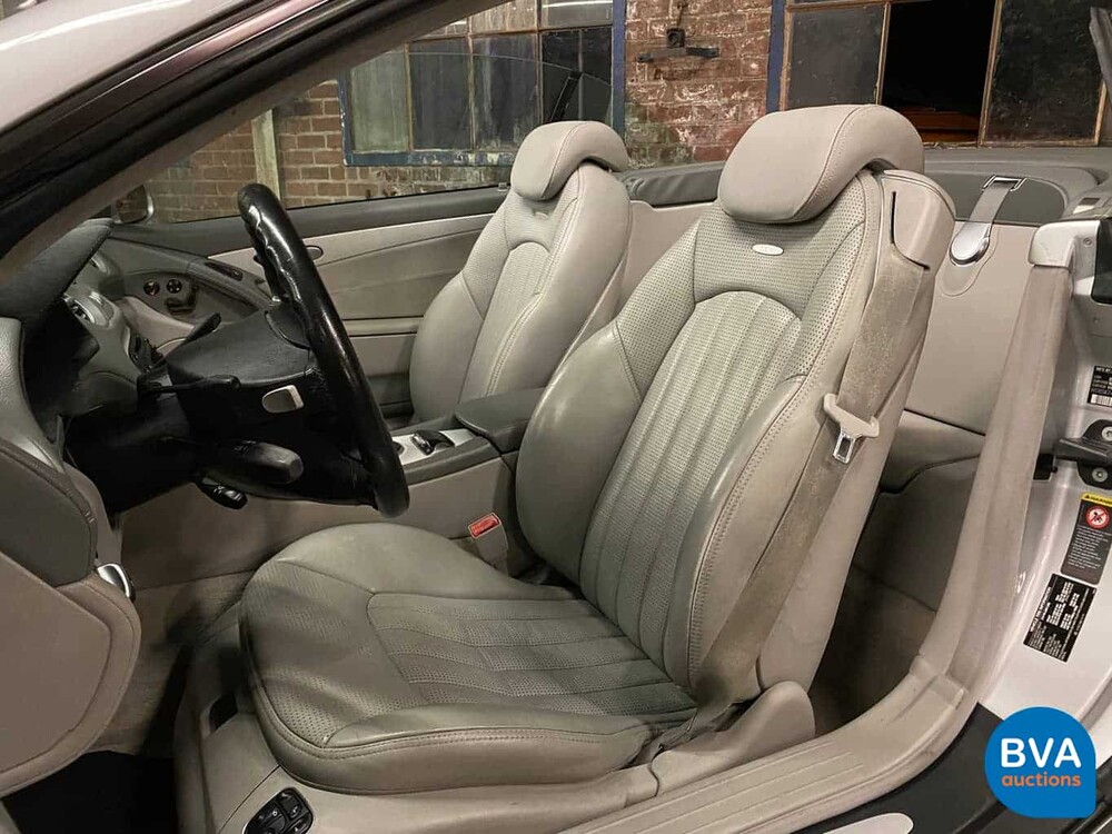 Mercedes-Benz SL55 AMG Kompressor 507 PS SL-Klasse 2003.