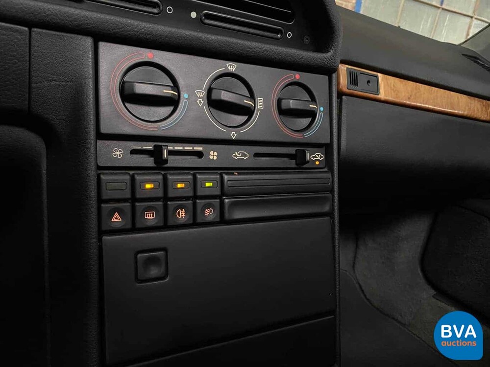 Peugeot 605 SR 3.0 V6 1992, 7-ZPP-79.