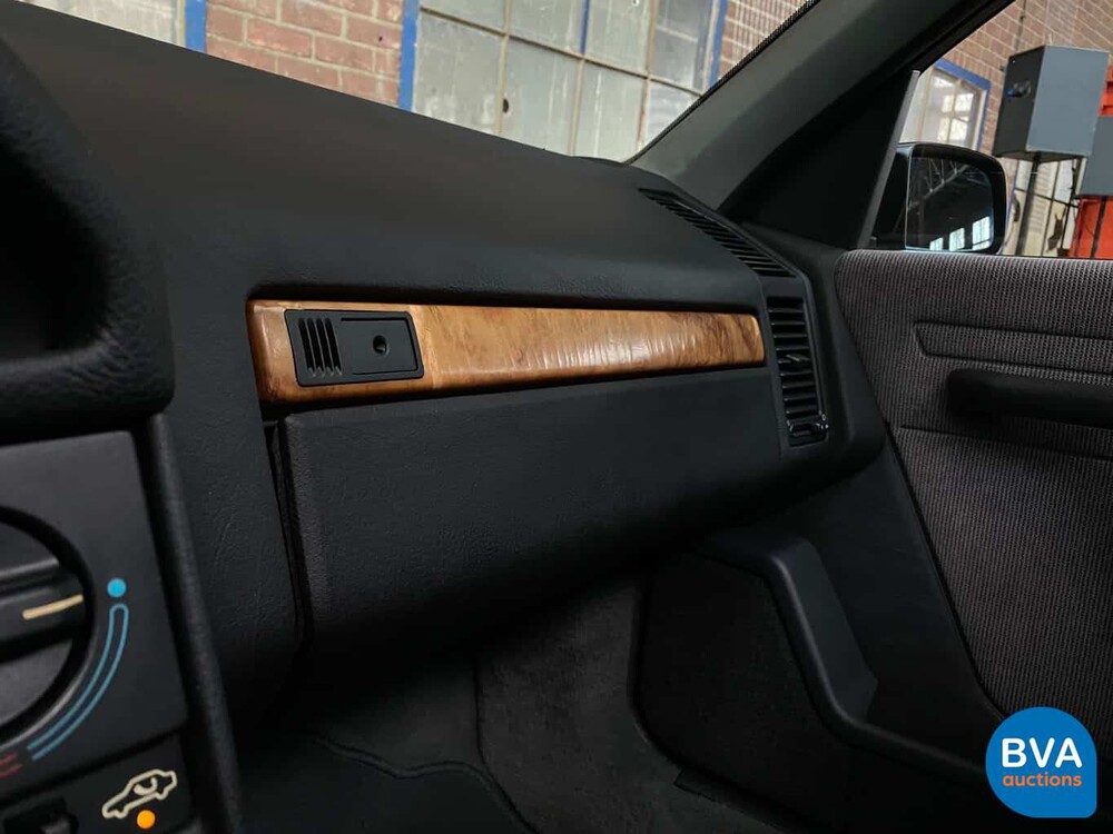 Peugeot 605 SR 3.0 V6 1992, 7-ZPP-79.