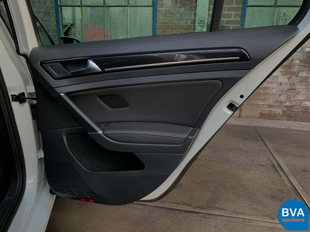 Volkswagen GOLF 7 1.4 TSI DSG7 Highline BMT-Original NL-, 93-ZRD-8.