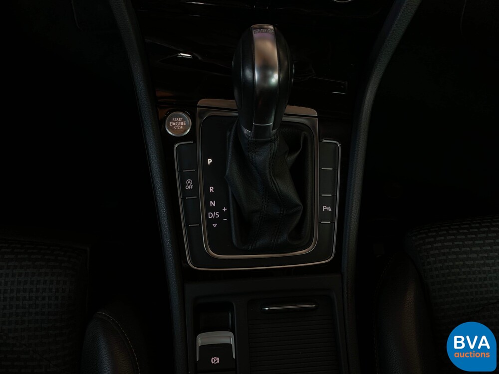 Volkswagen GOLF 7 1.4 TSI DSG7 Highline BMT-Original NL-, 93-ZRD-8.