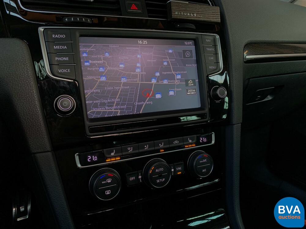 Volkswagen GOLF 7 1.4 TSI DSG7 Highline BMT-Original NL-, 93-ZRD-8.