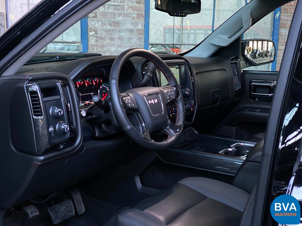 G.M.C. Sierra BLACK OPS Toskana 426 PS Special Edition Pick-Up 2019 6.2L V8, V-238-ZP.