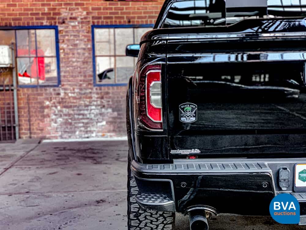G.M.C. Sierra BLACK OPS Toskana 426 PS Special Edition Pick-Up 2019 6.2L V8, V-238-ZP.