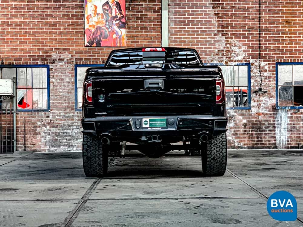 G.M.C. Sierra BLACK OPS Toskana 426 PS Special Edition Pick-Up 2019 6.2L V8, V-238-ZP.