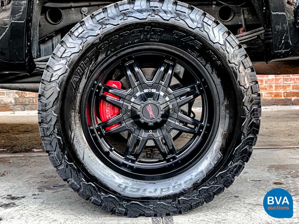 G.M.C. Sierra BLACK OPS Toskana 426 PS Special Edition Pick-Up 2019 6.2L V8, V-238-ZP.