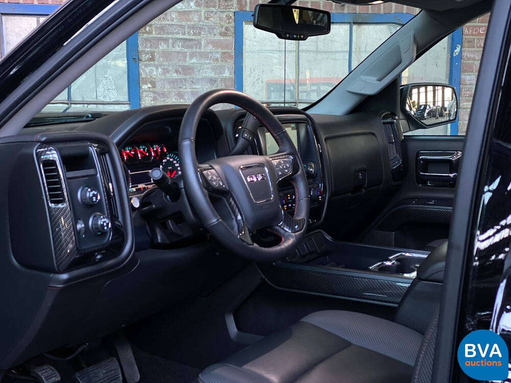 G.M.C. Sierra BLACK OPS Toskana 426 PS Special Edition Pick-Up 2019 6.2L V8, V-238-ZP.