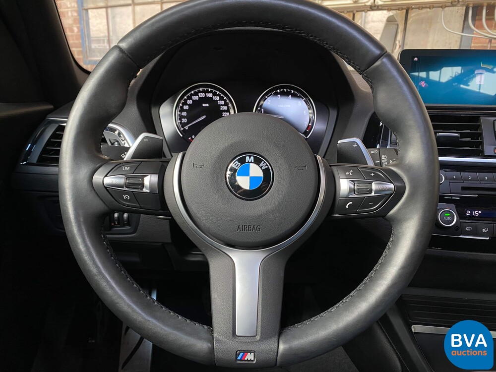 BMW 120i M-Sport 184 PS 1er 2020 - Original NL - GARANTIE 1er, H-643-DT.