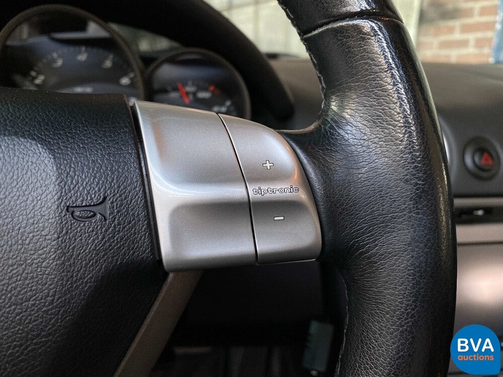 Porsche Boxster 2.7 Tiptronic Cabriolet 239 PS, J-897-DP.