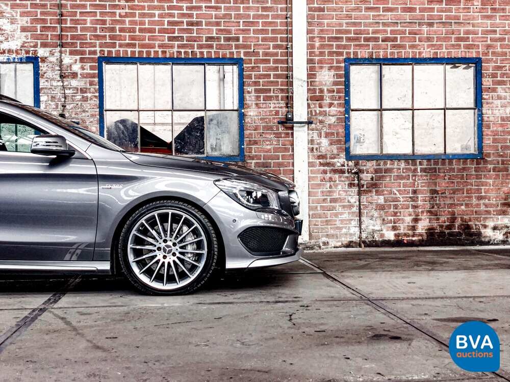 Mercedes-Benz CLA45 AMG Schießbremse 4Matic 380 PS 2015.