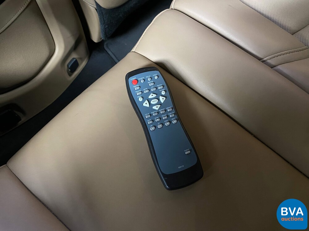 Cadillac Escalade 6.2 V8 Platinum 2018 426HP 8-PERSONS, niederländische Registrierung.