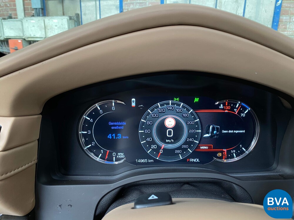 Cadillac Escalade 6.2 V8 Platinum 2018 426HP 8-PERSONS, niederländische Registrierung.