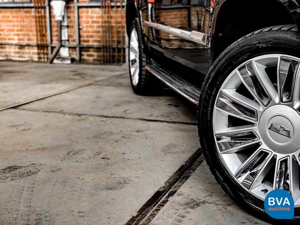 Cadillac Escalade 6.2 V8 Platinum 2018 426HP 8-PERSONS, niederländische Registrierung.