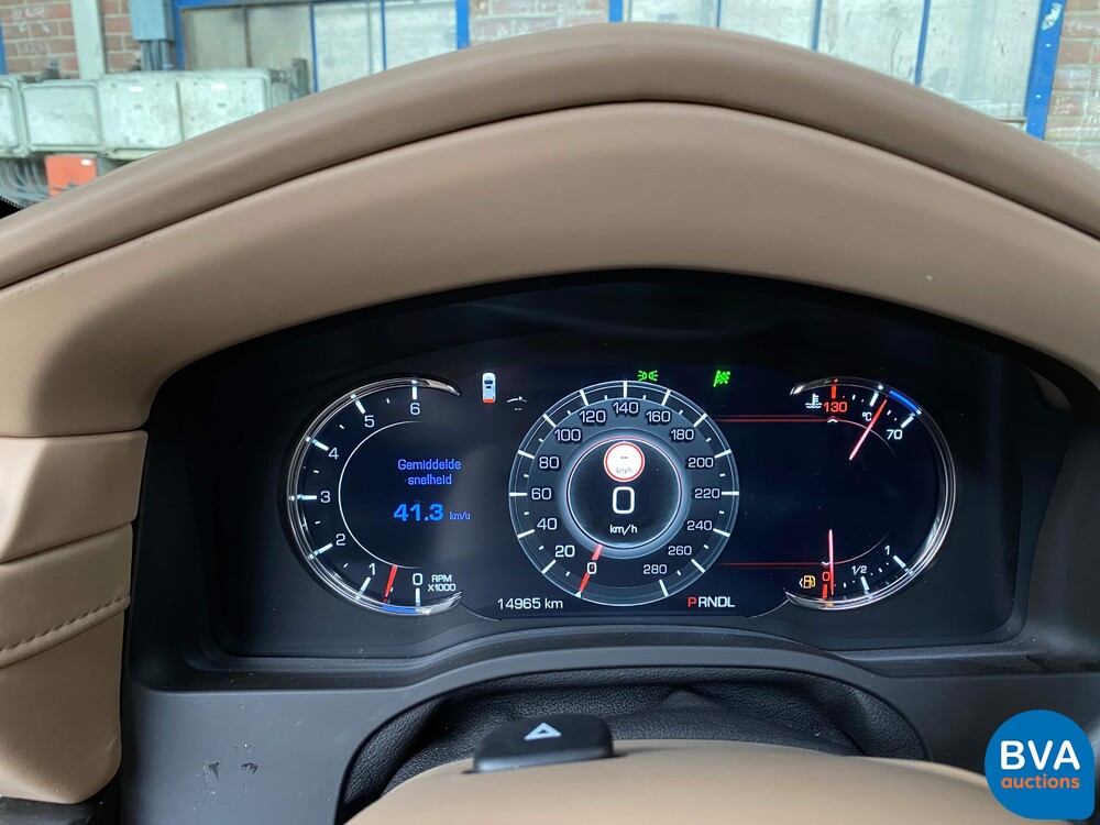 Cadillac Escalade 6.2 V8 Platinum 2018 426HP 8-PERSONS, niederländische Registrierung.