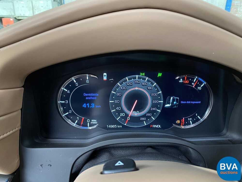 Cadillac Escalade 6.2 V8 Platinum 2018 426HP 8-PERSONS, niederländische Registrierung.