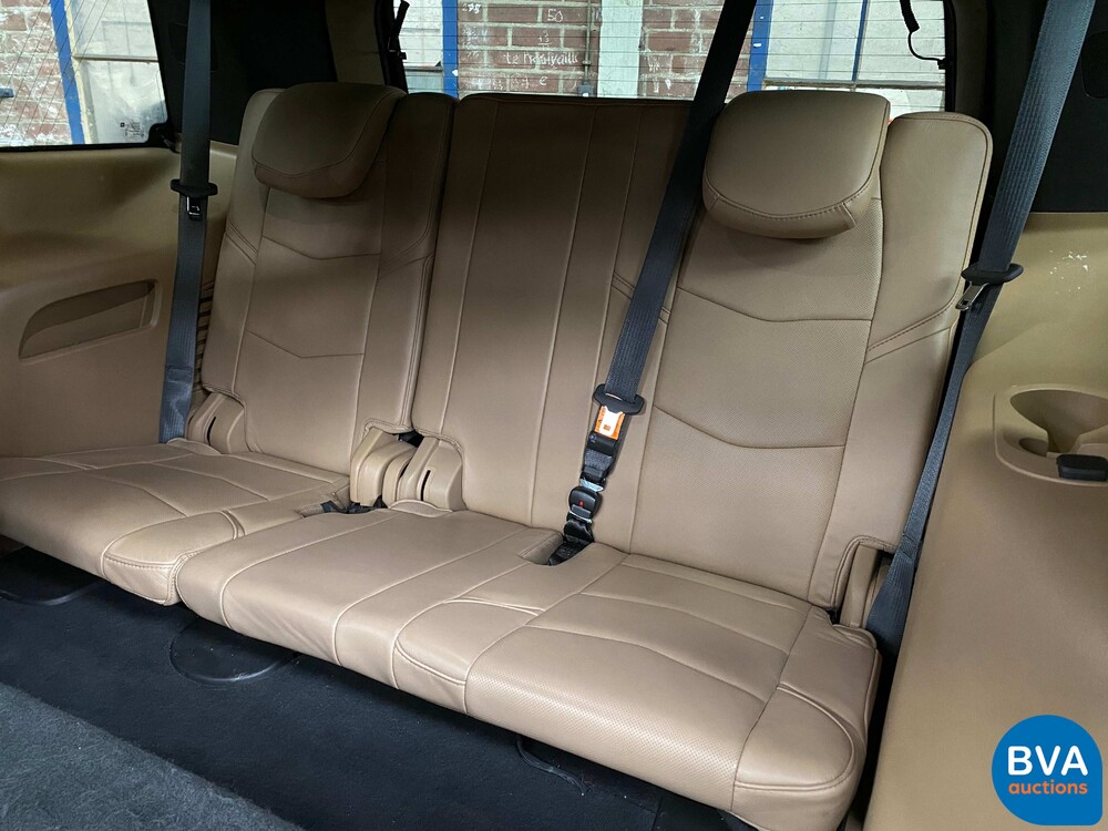 Cadillac Escalade 6.2 V8 Platinum 2018 426HP 8-PERSONS, niederländische Registrierung.