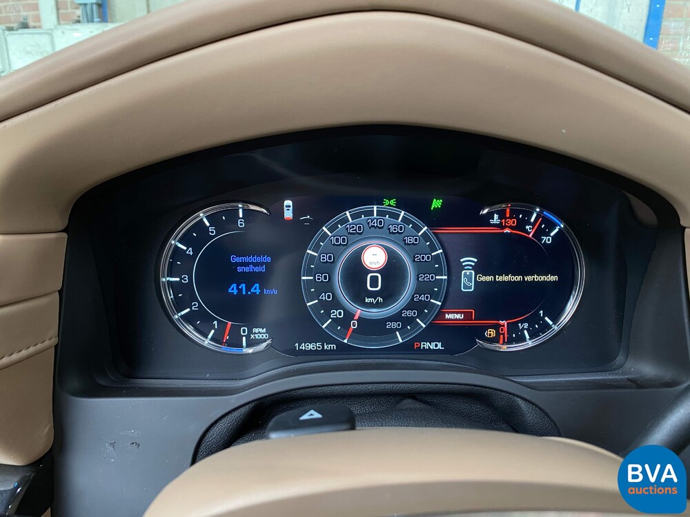 Cadillac Escalade 6.2 V8 Platinum 2018 426HP 8-PERSONS, niederländische Registrierung.